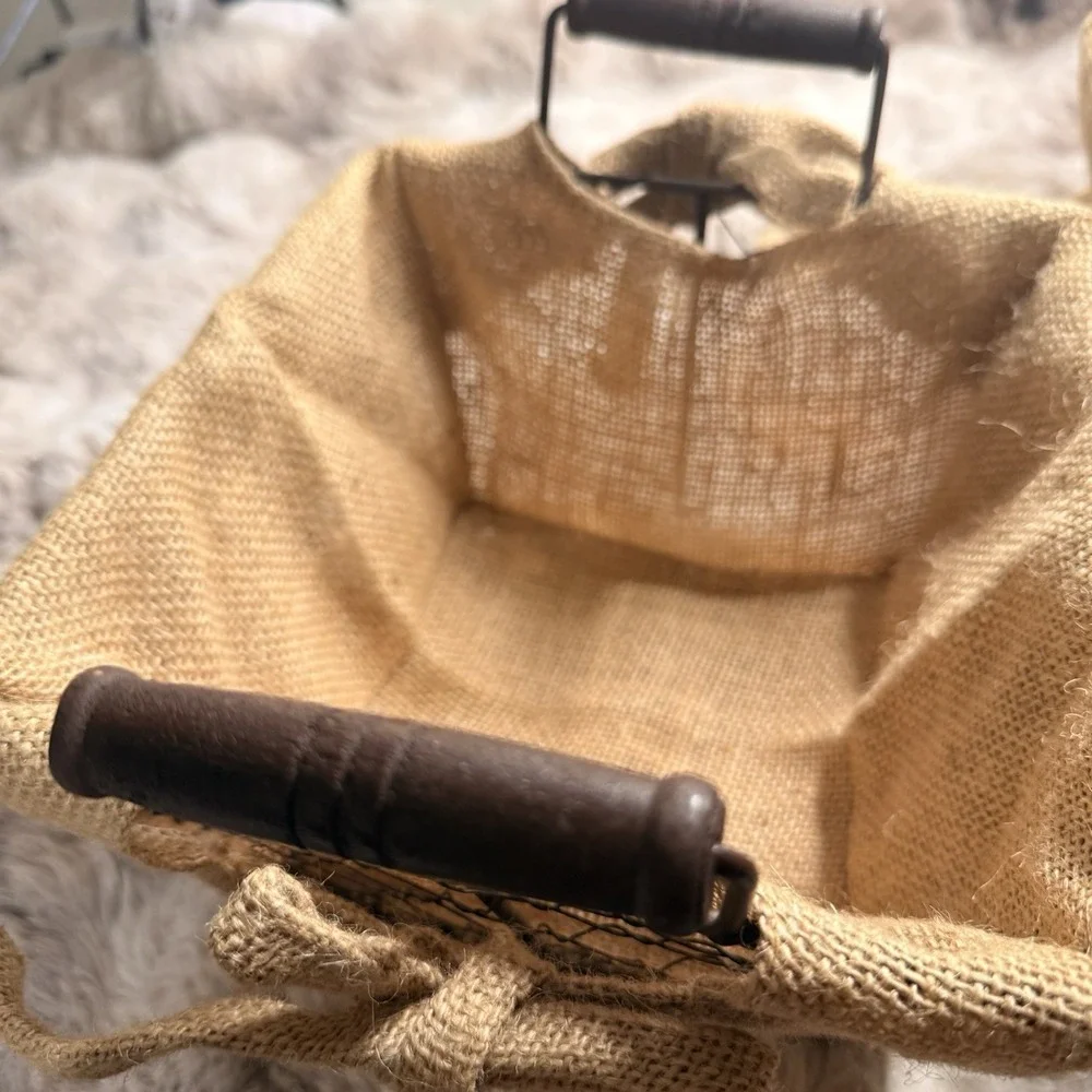 The Unbranded Brand classic rustic