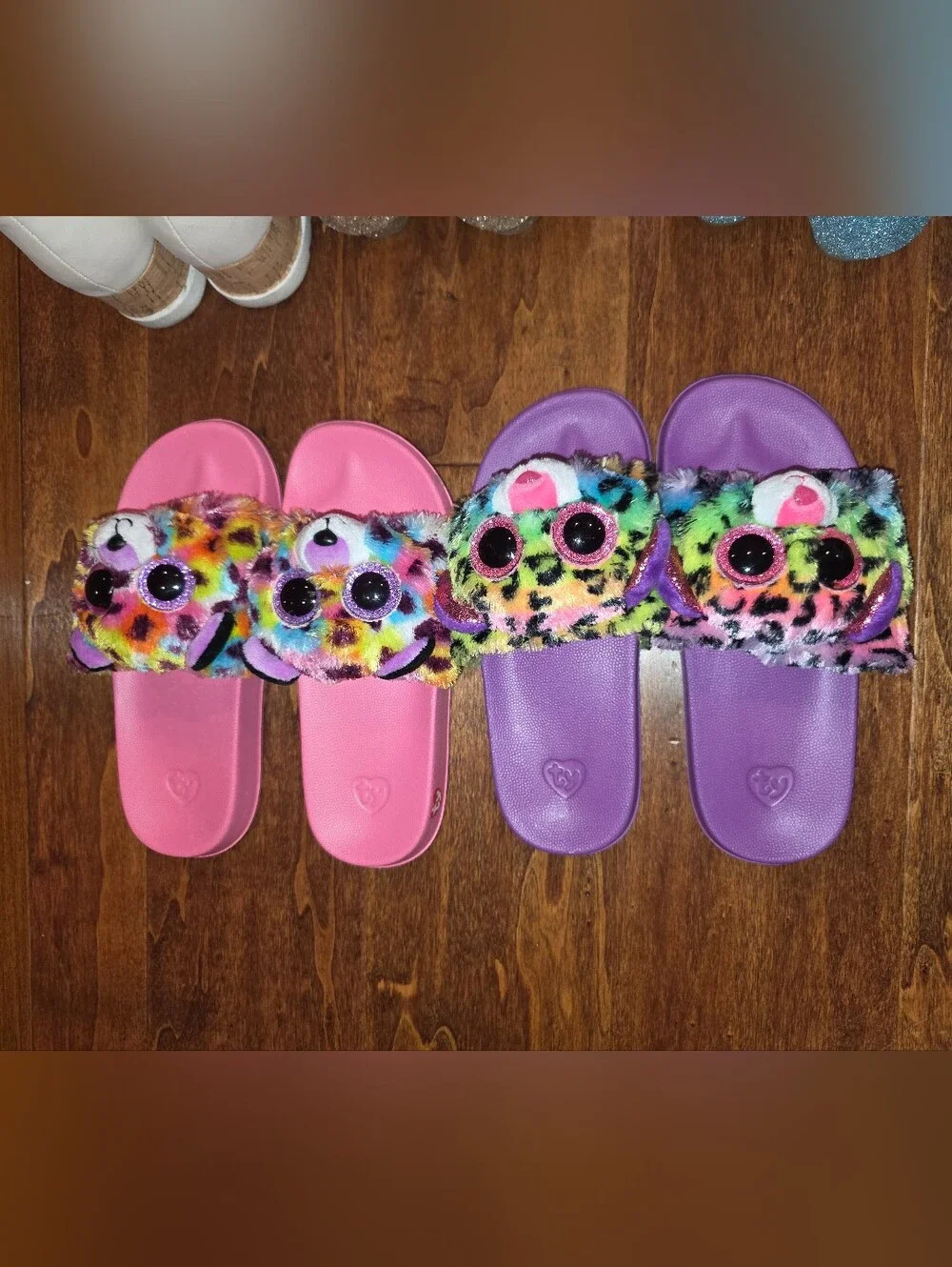 Jessica Simpson set girls