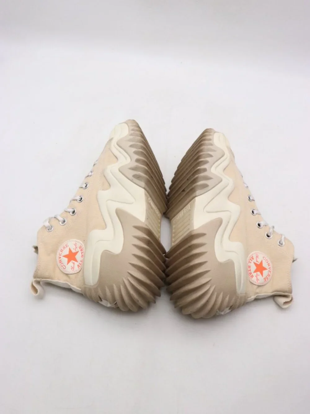 Converse run star