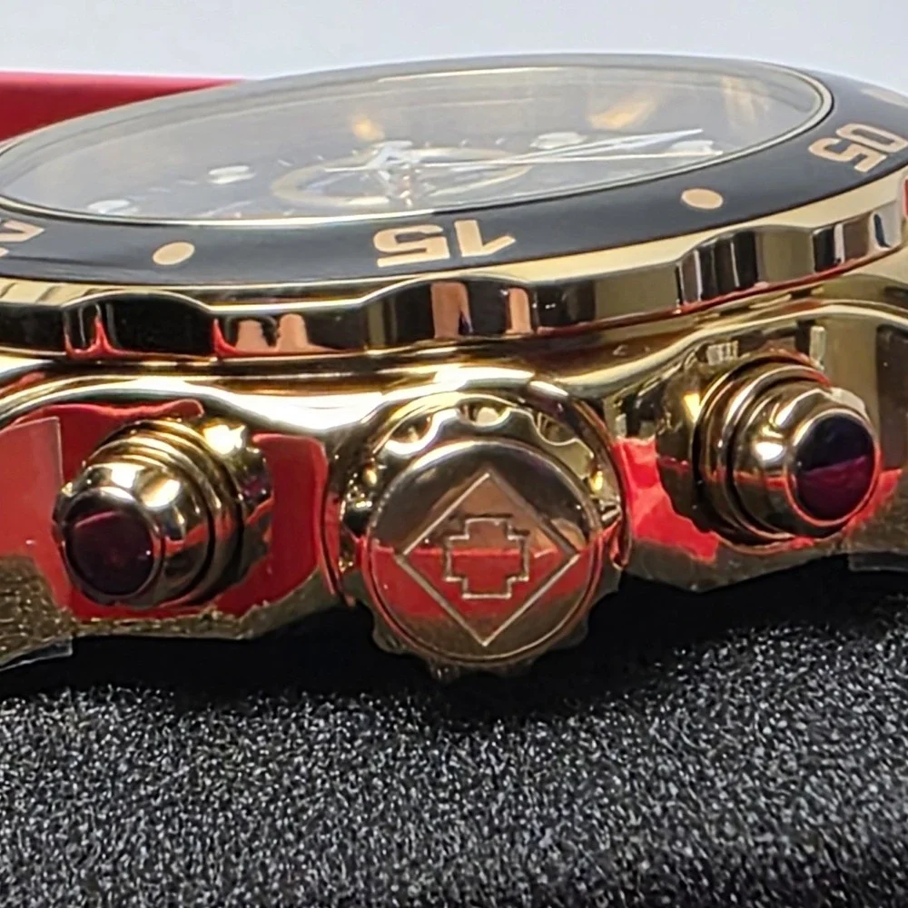 Invicta black quartz