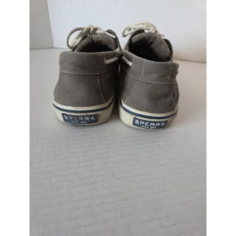 Sperry men boat