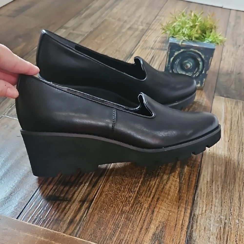 Vionic elegant black