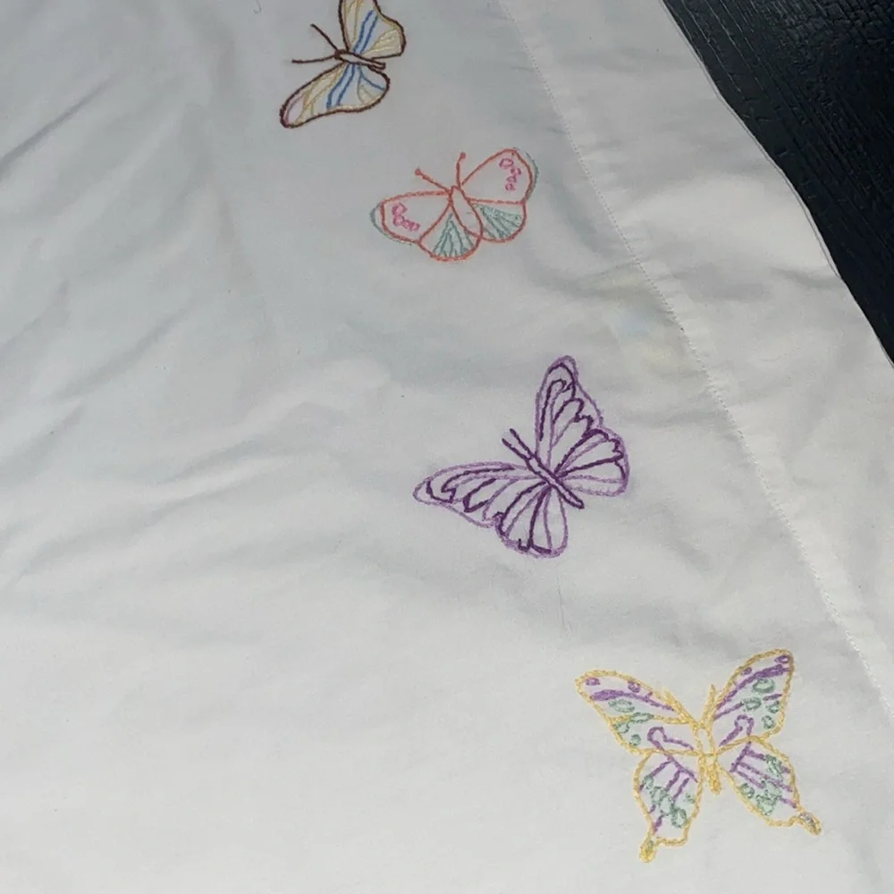 Martha Stewart Butterfly Embroidered Standard Pillowcase (1)‎