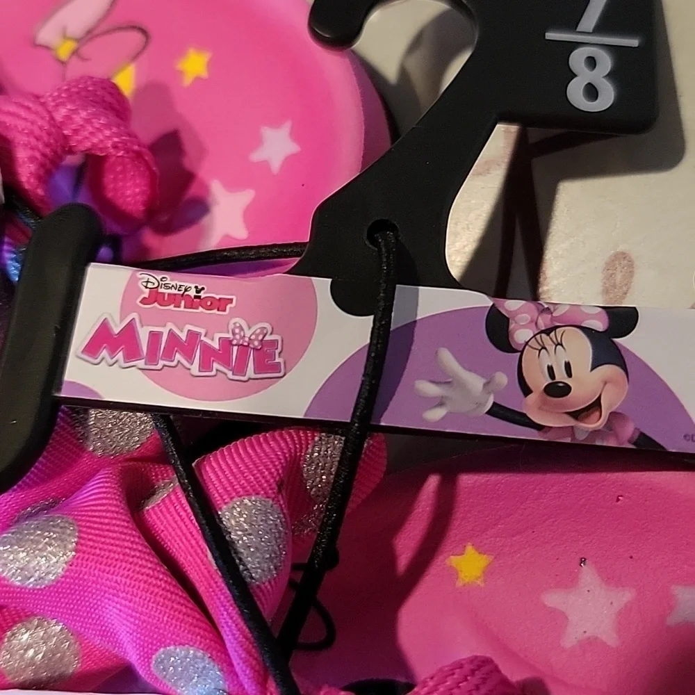 Disney slingback each