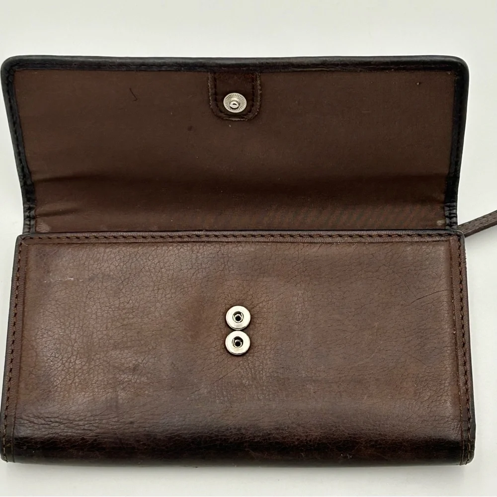 Fossil brown leather