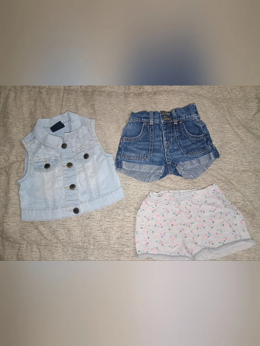 Old Navy selling bundle