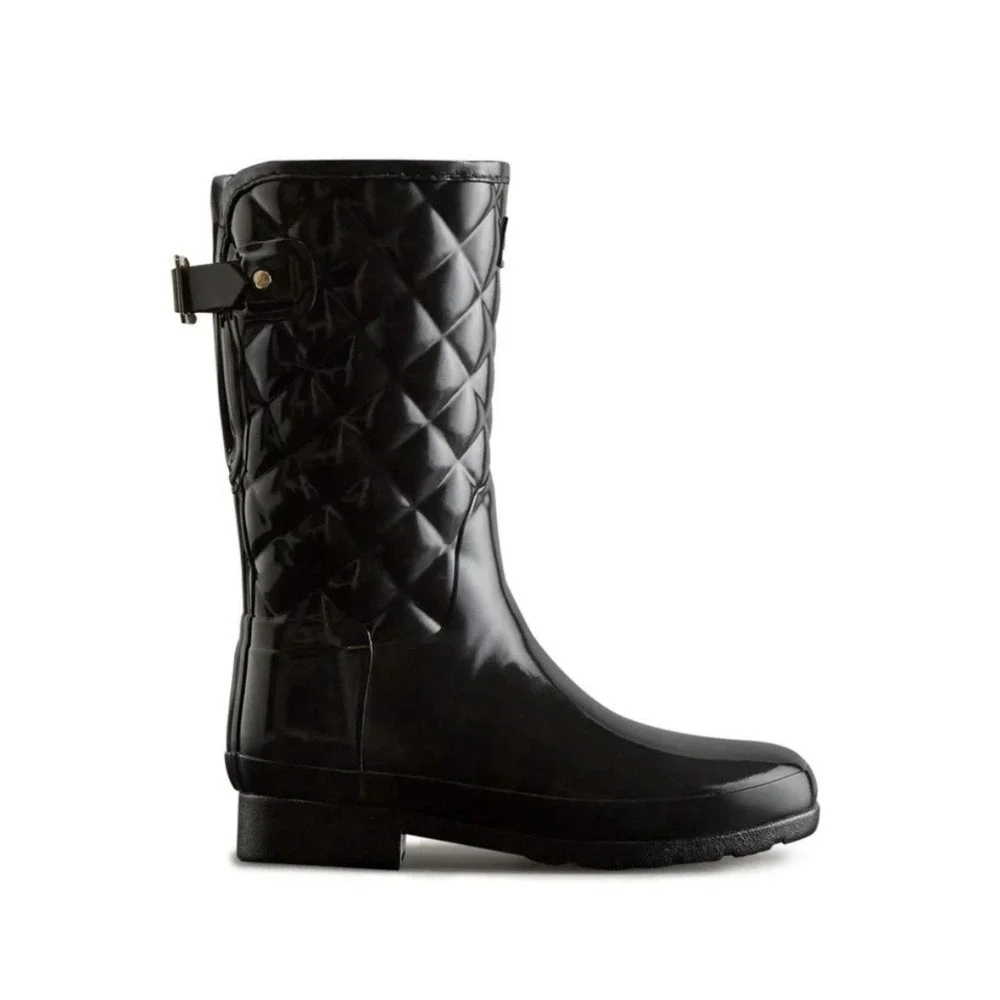 Hunter refined black