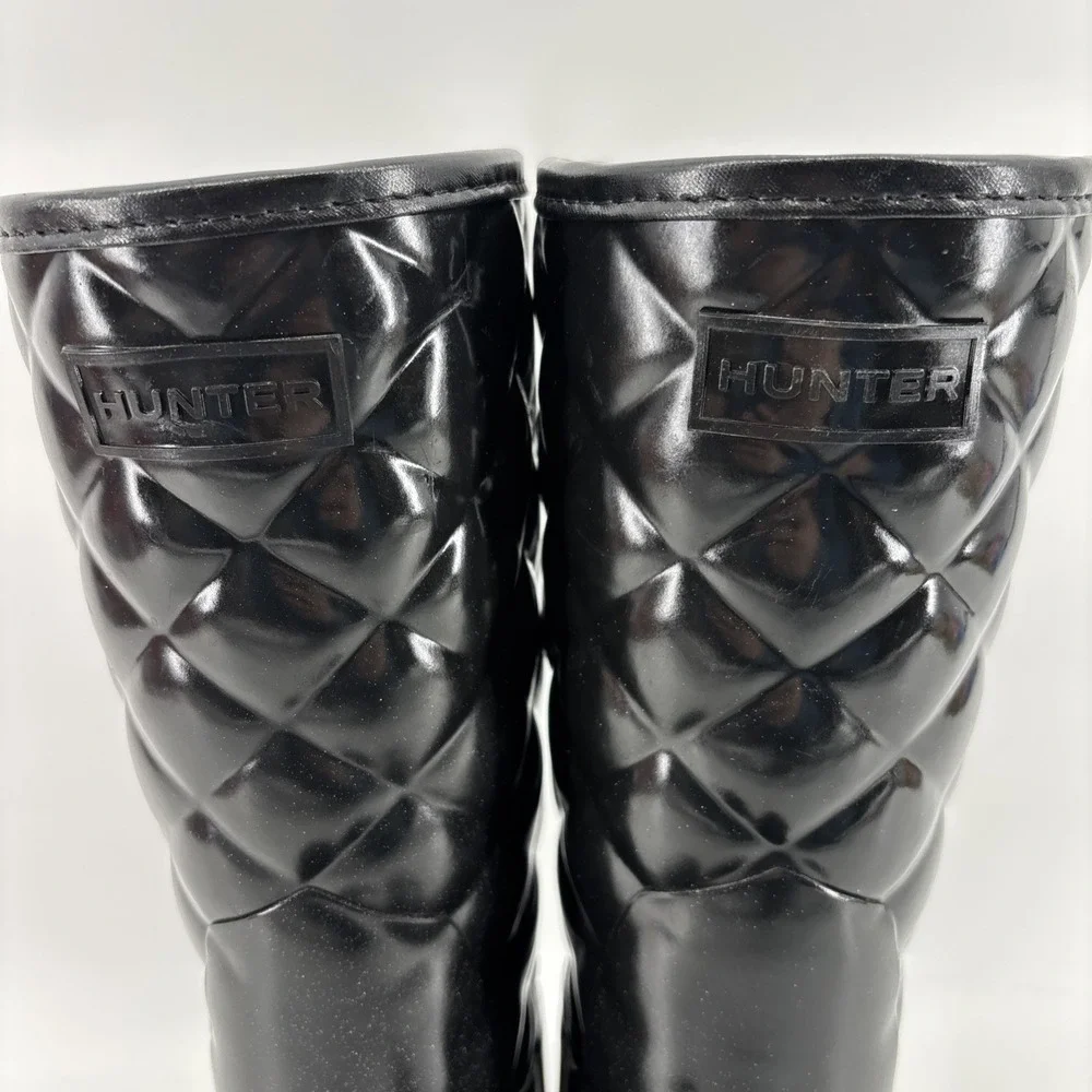 Hunter refined black