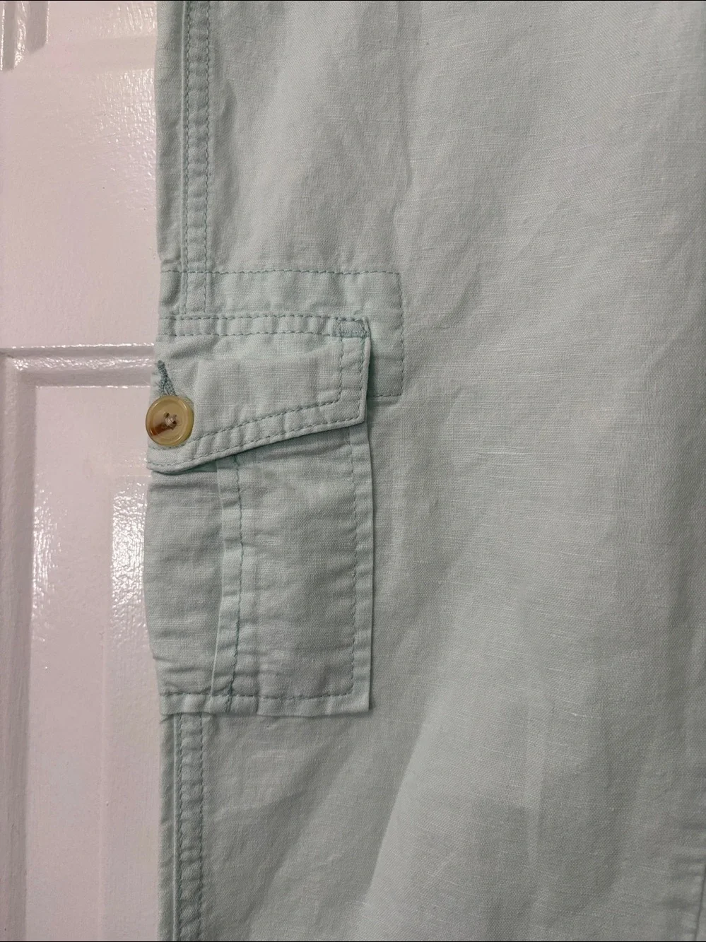 Banana Republic brand cropped pants Size 2. (Martin Fit)