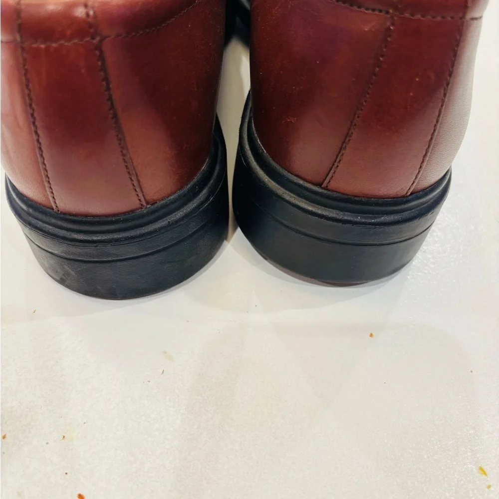 Rockport Men's Slip-On Leather Loafers in Burgundy Brown size 9.5