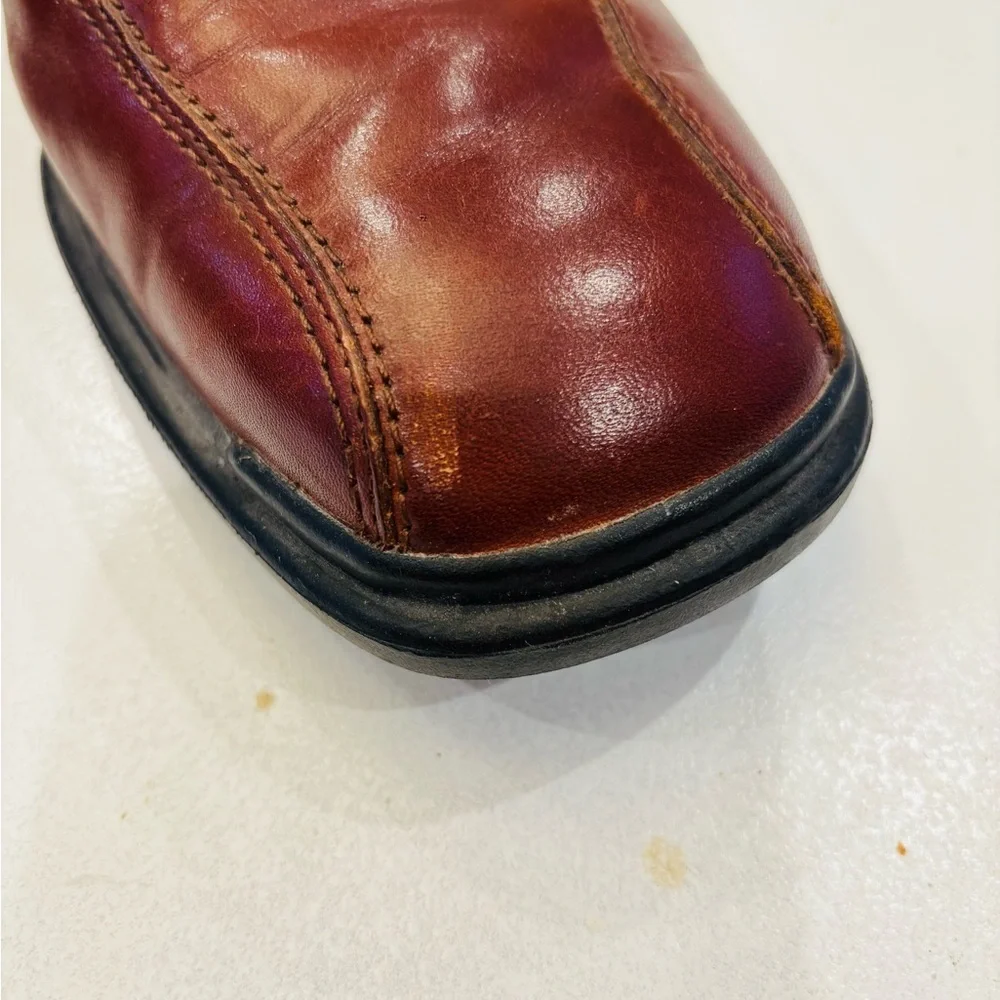 Rockport Men's Slip-On Leather Loafers in Burgundy Brown size 9.5