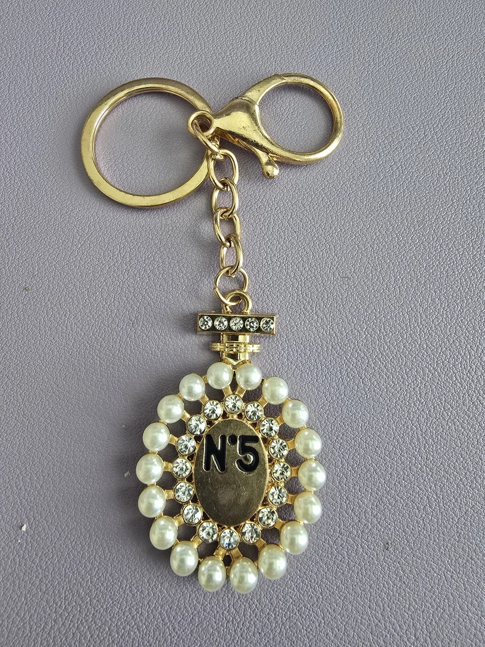 N/A chic gold