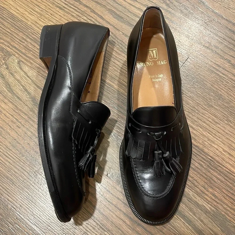 Bruno Magli Black Leather Slip On Tassel Loafers Shoes size 9