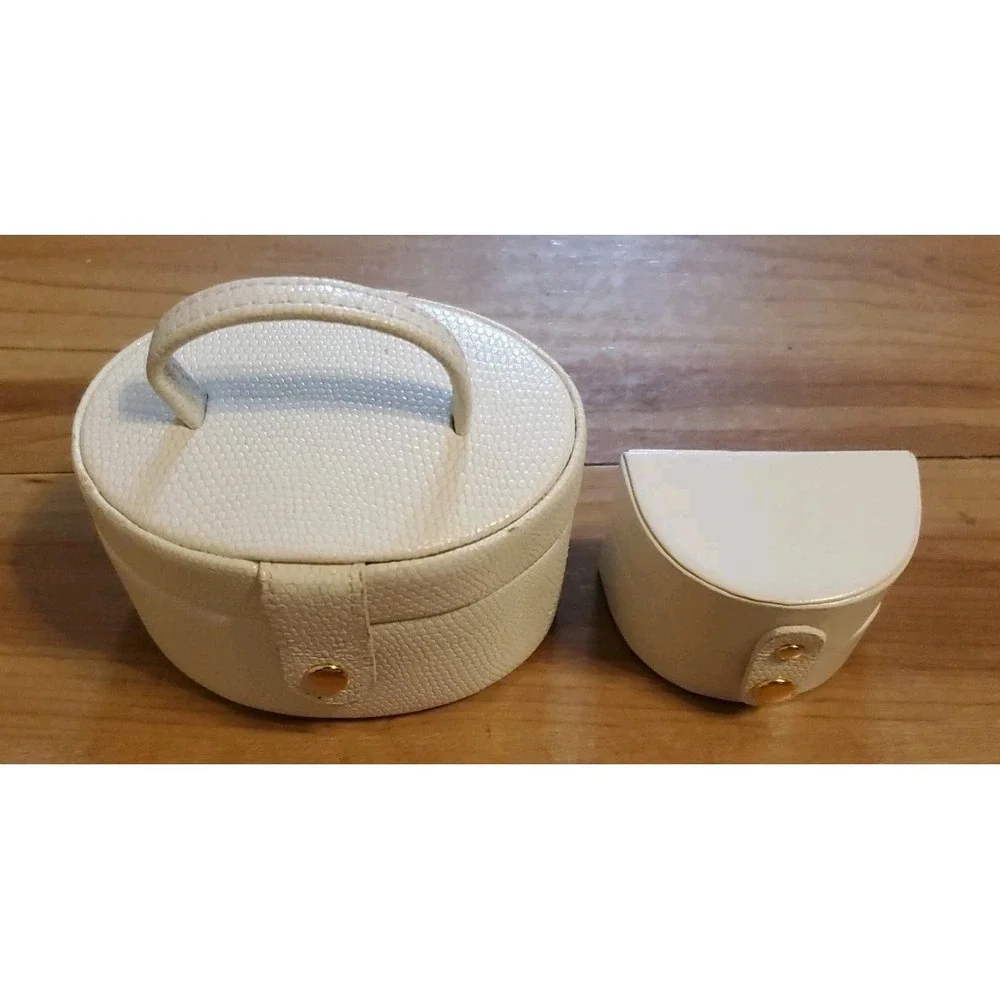 White Textured Faux Leather Jewelry Case Set Round Travel Vanity Organizer