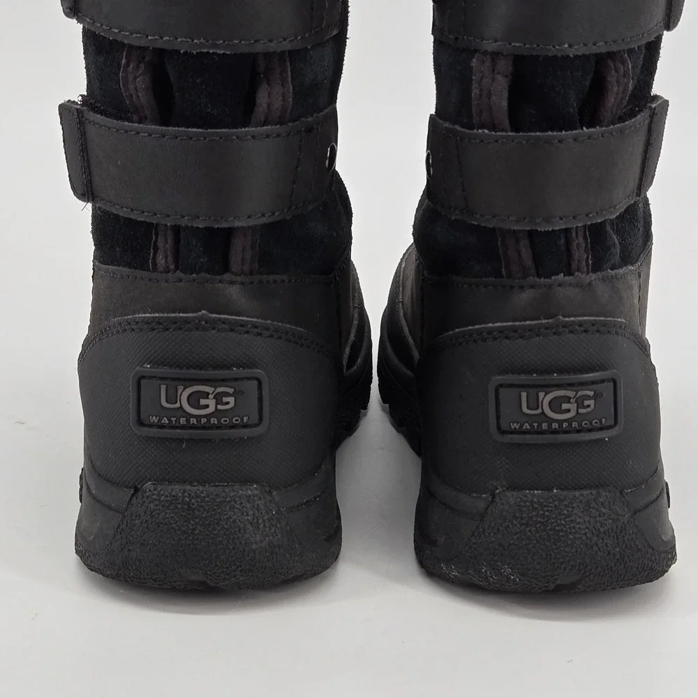 UGG Kids Butte II Waterproof Black Leather Suede Winter Boots 1012383K Size 2