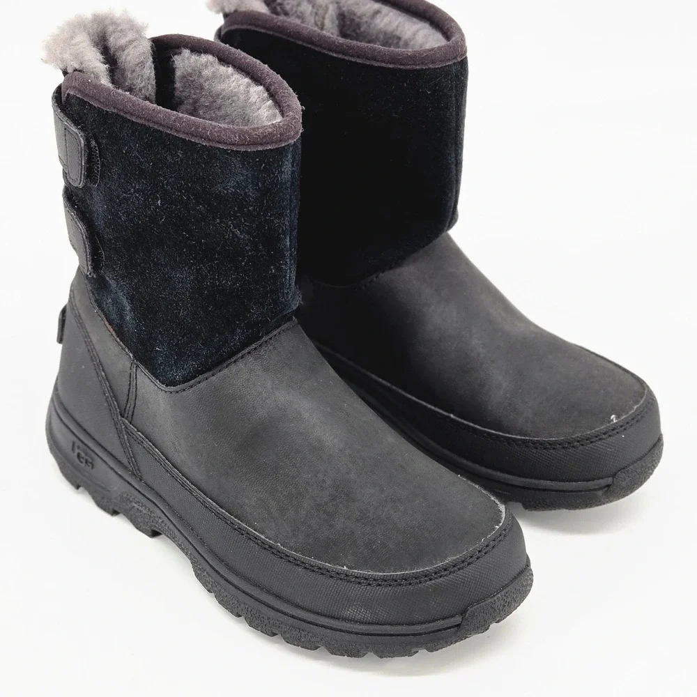UGG Kids Butte II Waterproof Black Leather Suede Winter Boots 1012383K Size 2