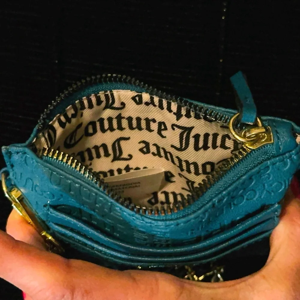 Juicy Couture colors blue