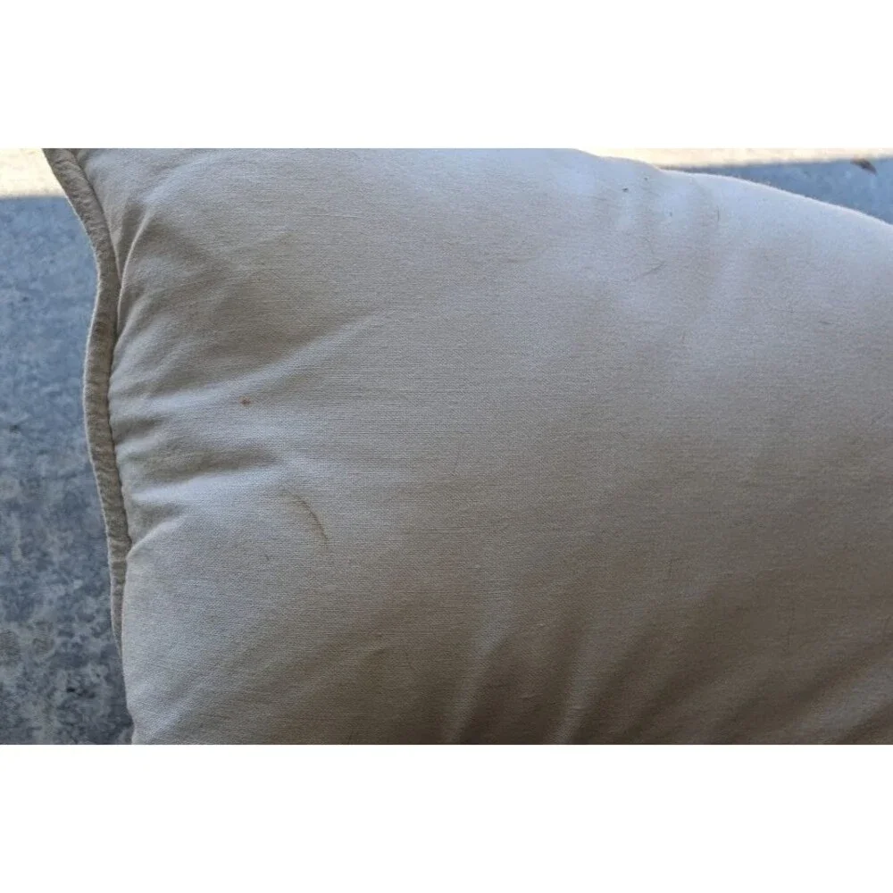 Pier 1 pier throw