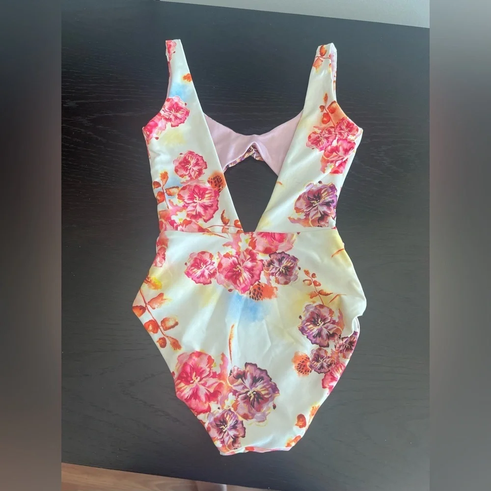 AGUA BENDITA KIDS Ruby Oazze One Piece  Swimsuit NWT Size 2