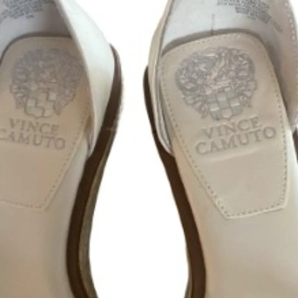 Vince Camuto vince camuto