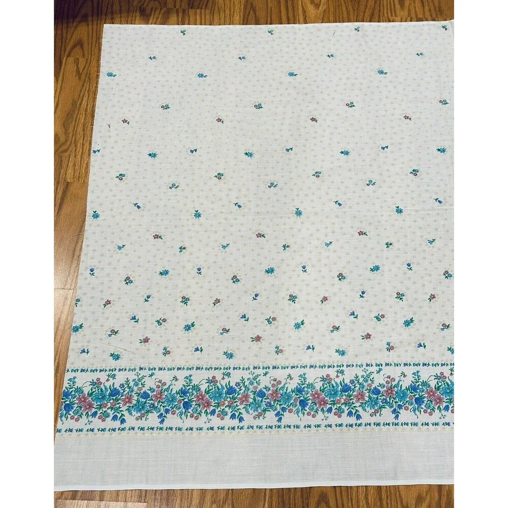 Vintage 70s Single Border Floral Faux Eyelet Fabric Cotton Blend 1yd 29