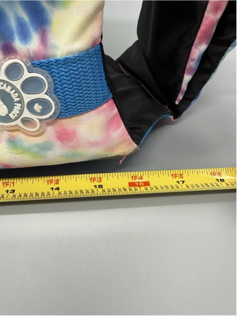 Canada Pooch Wave Rider Life Vest For Dogs Pink & Blue Tie Dye Size Large
