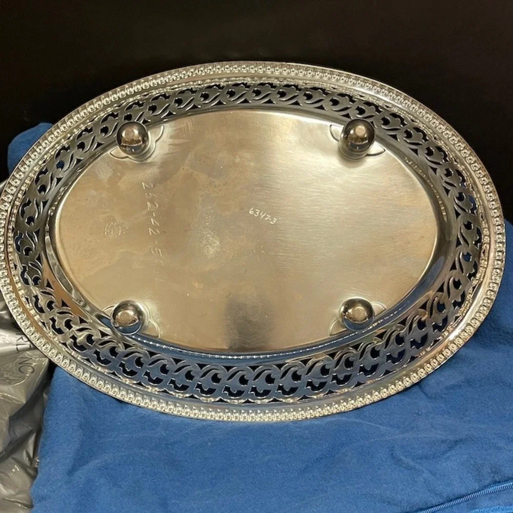Manning-Bowman center tray