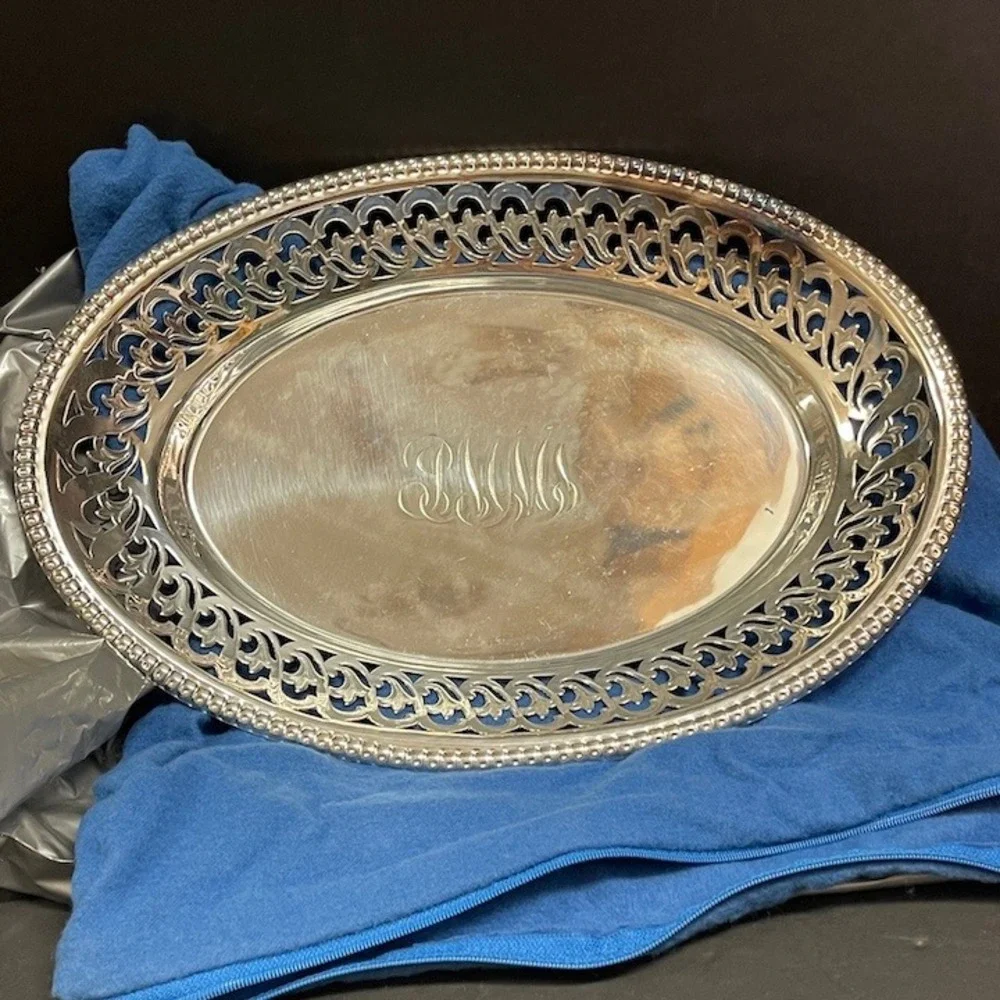 Antique Manning-Bowman EPNS Silverplated Footed Bread Tray Basket Monogram