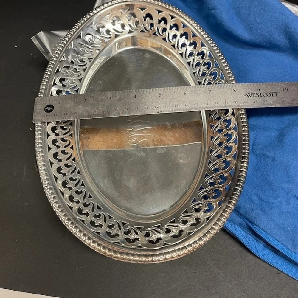 Manning-Bowman center tray
