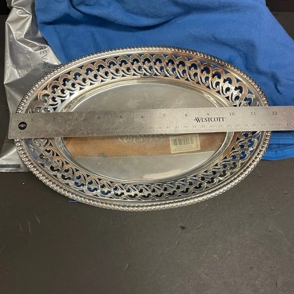 Manning-Bowman center tray