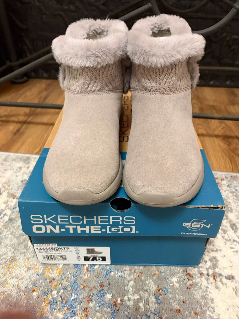 Cozy Ankle Winter Boots in Light Taupe
