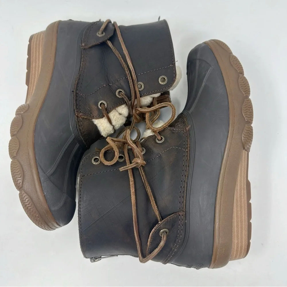 Sperry Saltwater Edge Sherpa Duck Boots