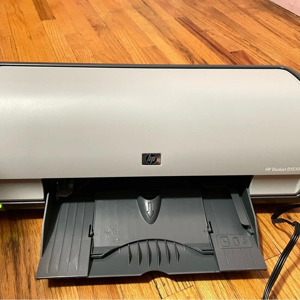 HP deskjet d1530