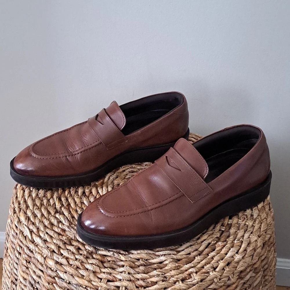 Wolf & Shepherd trending luxury