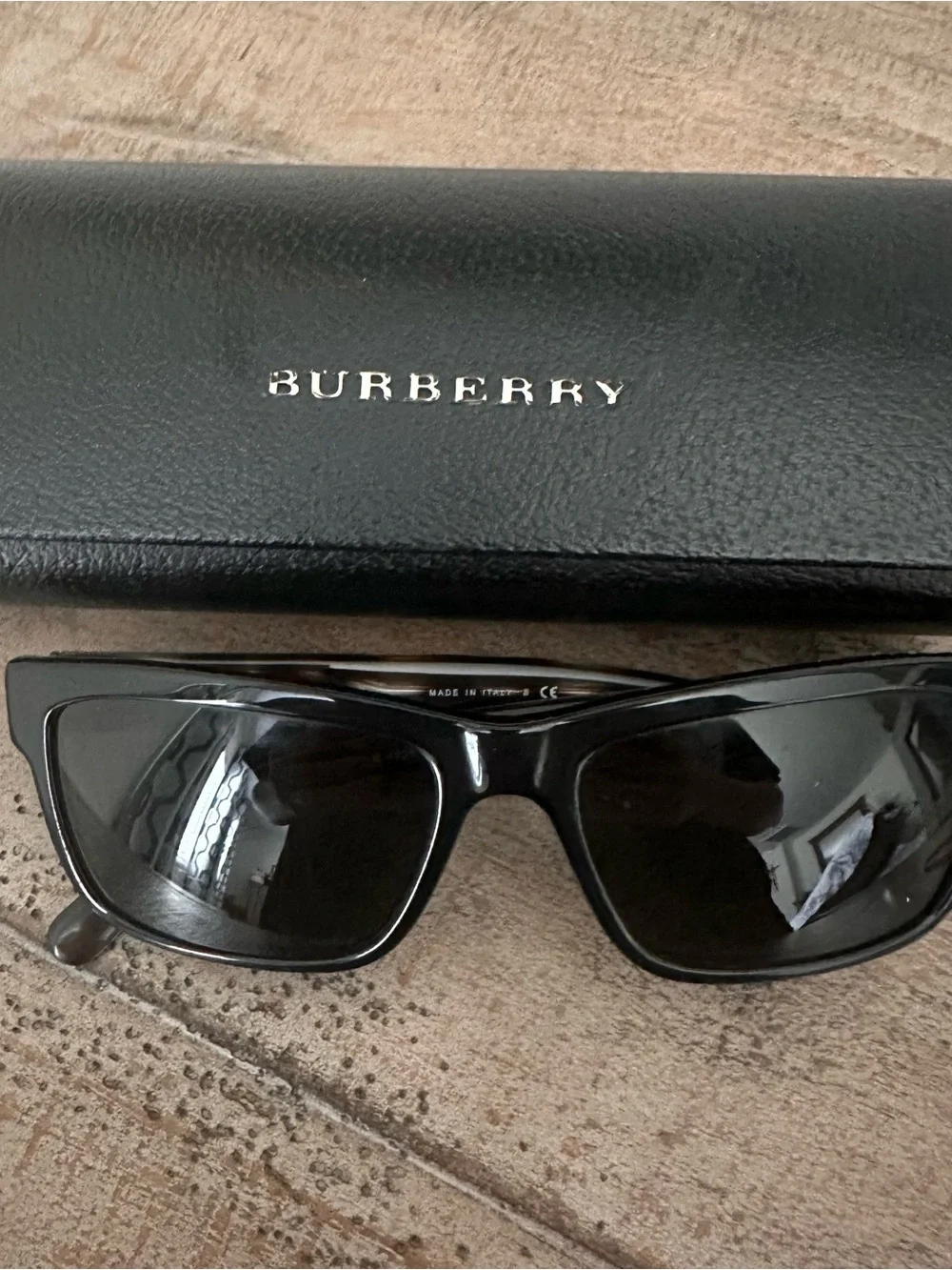Burberry Black Rectangular Sunglasses with Case