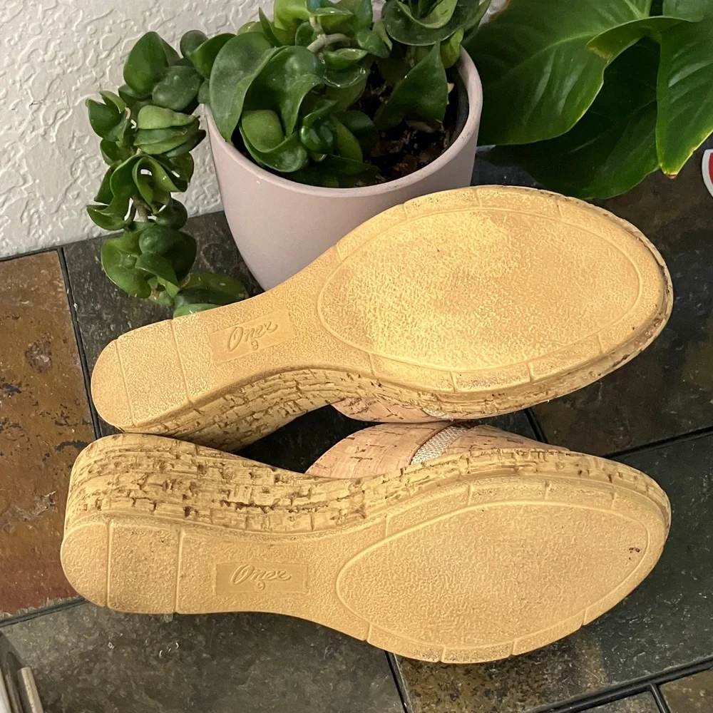 Onex cork wedge