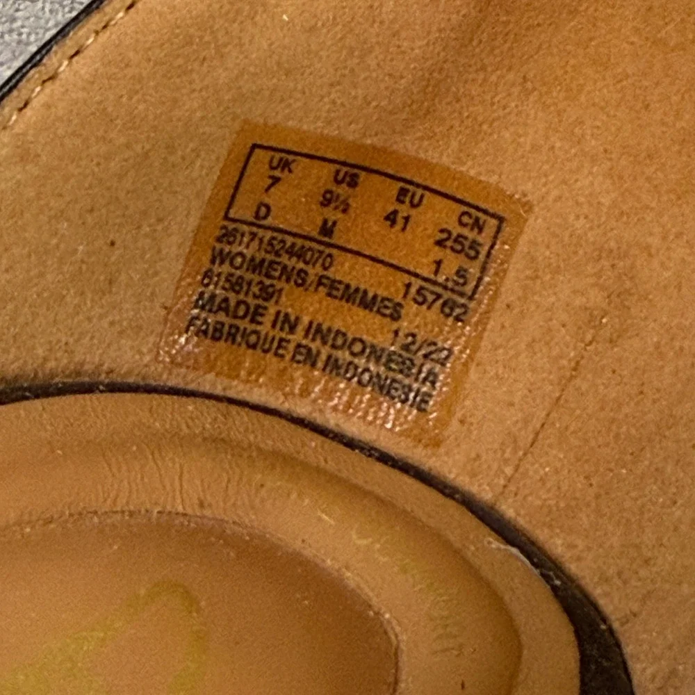 Clarks black leather