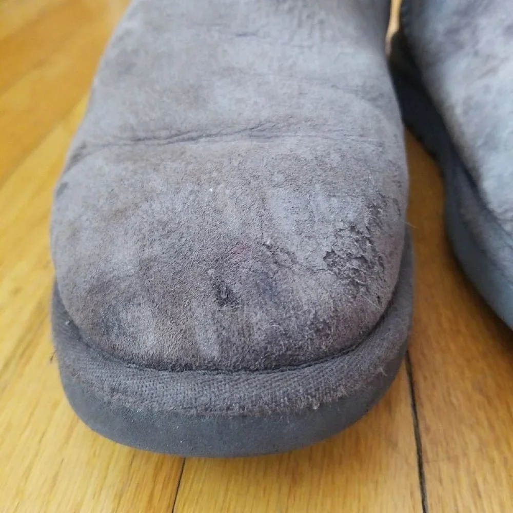 UGG short 5825