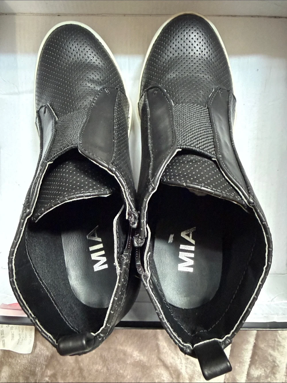 MIA stylish black