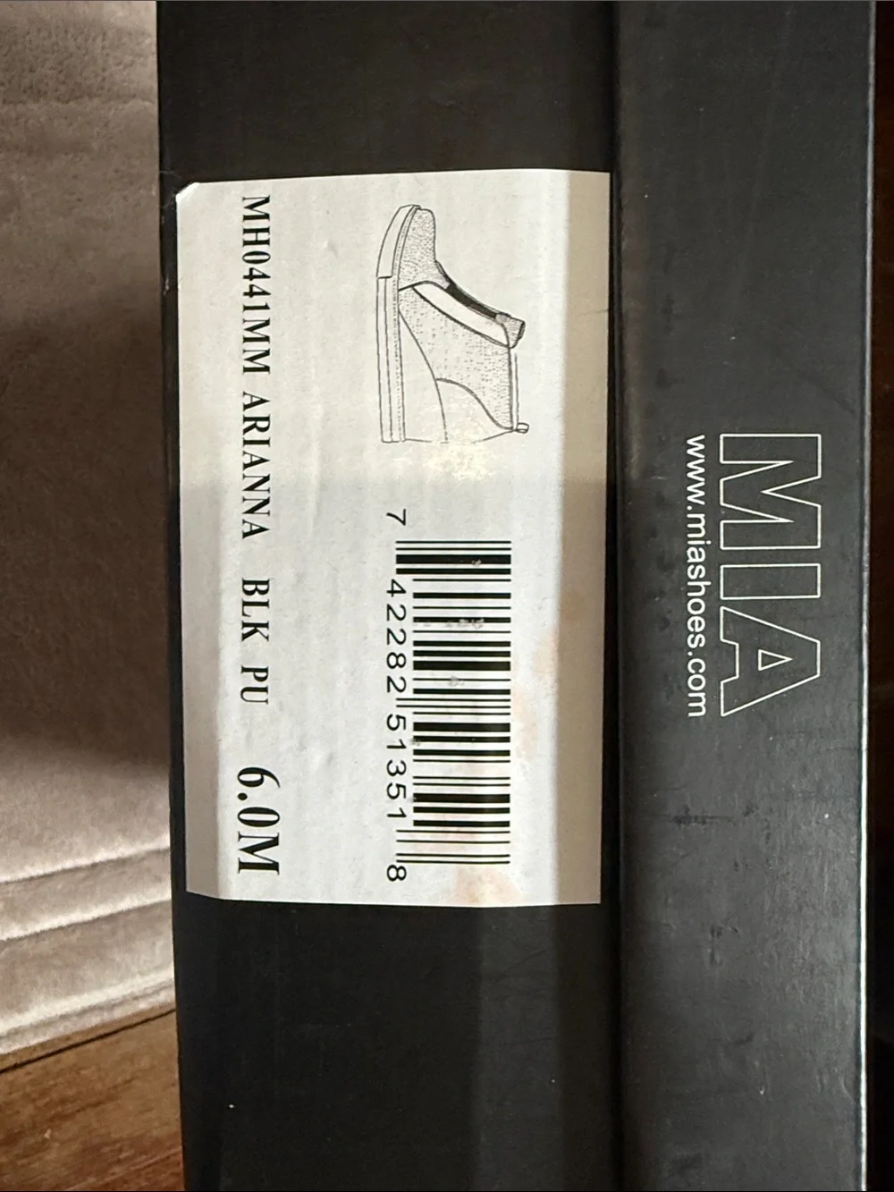 MIA stylish black