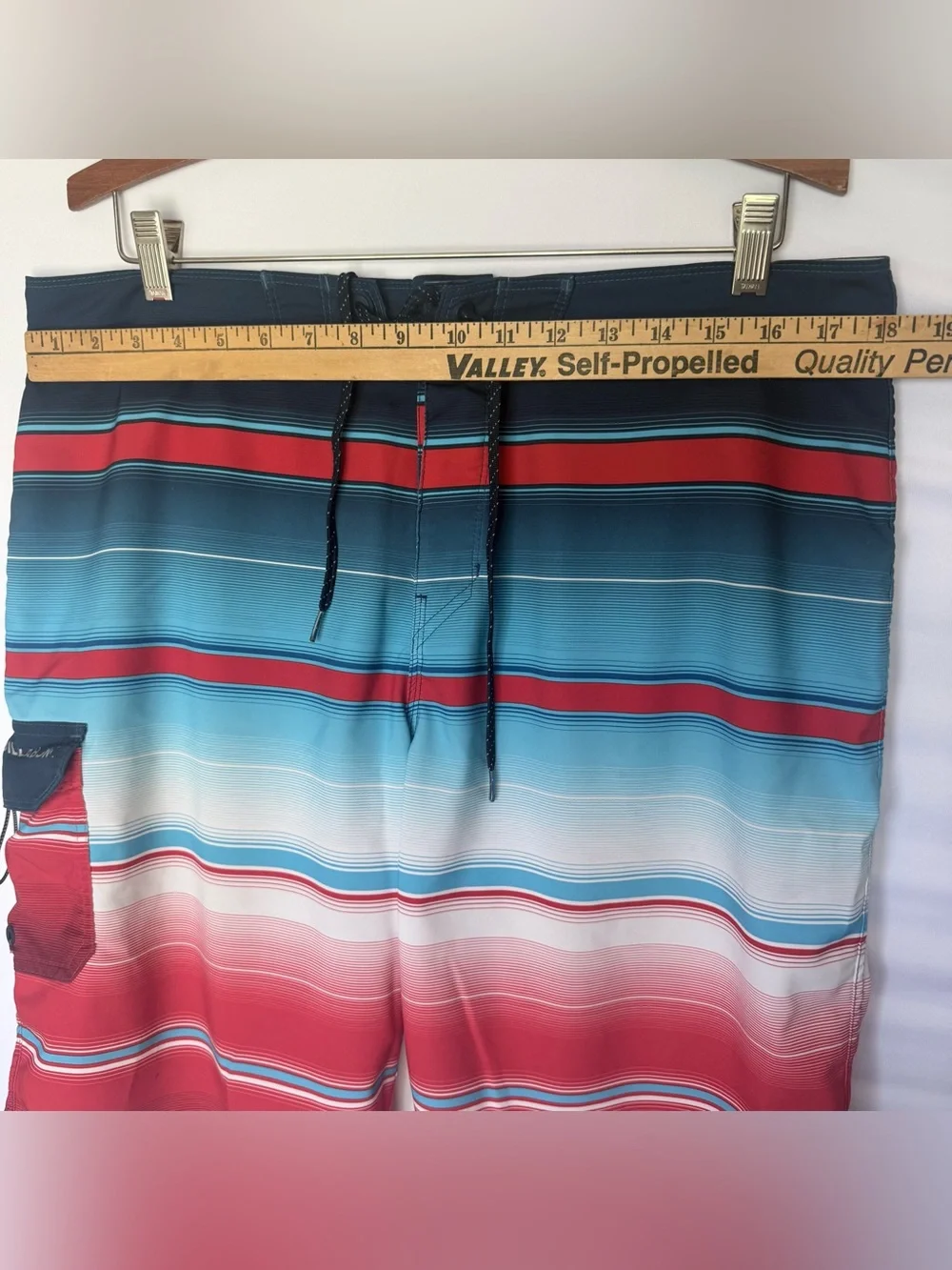 Billabong Platinum X All Day Men's Red & Blue Gradient Stripe Boardshorts Y2K