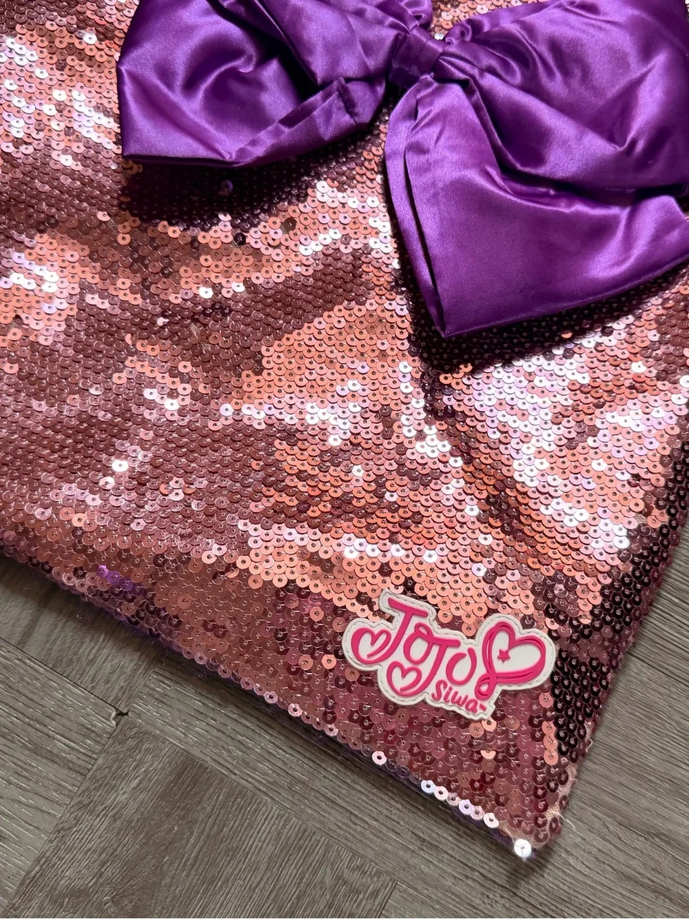 JoJo Siwa sparkling rose