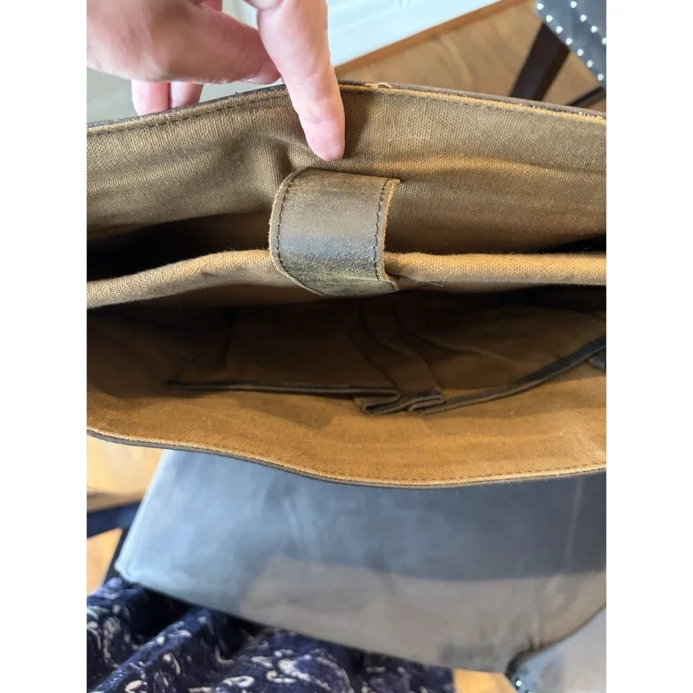 Satchel komalc brown