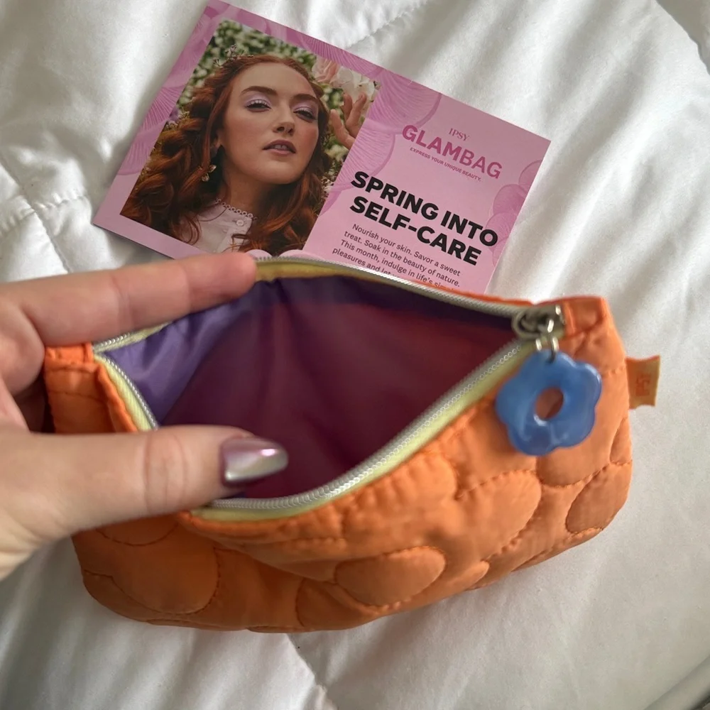 ipsy stylish orange