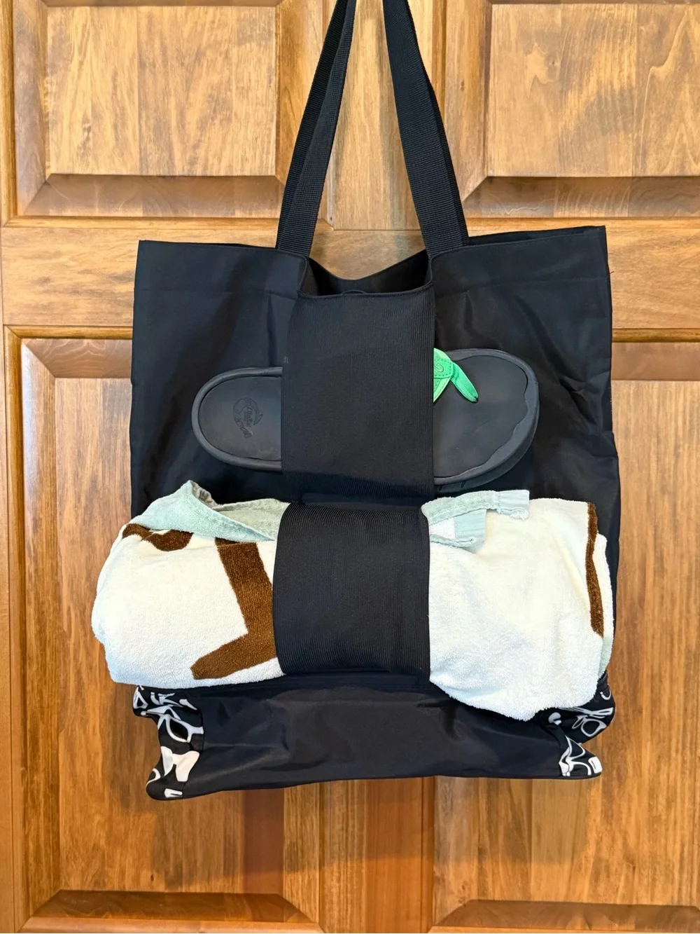 Initials Inc. Black Sunglasses-Print Drawstring Backpack and Black Mesh Tote Set
