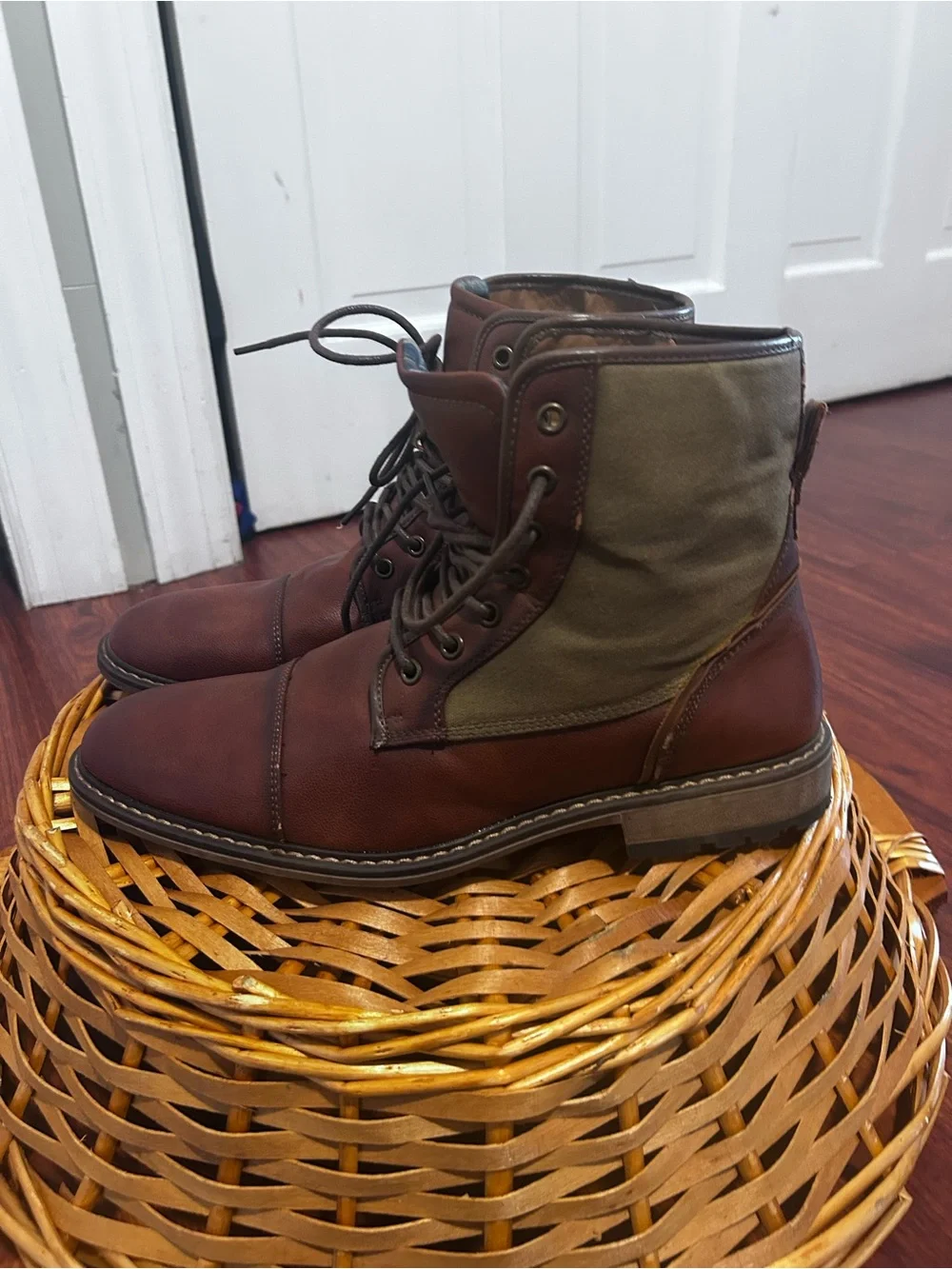 Steve Madden Men's Dark Brown Leather Lace-Up Cap-Toe Boots