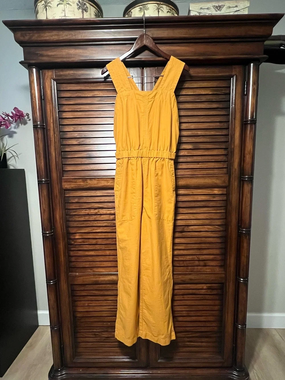 Everlane fatigue apron