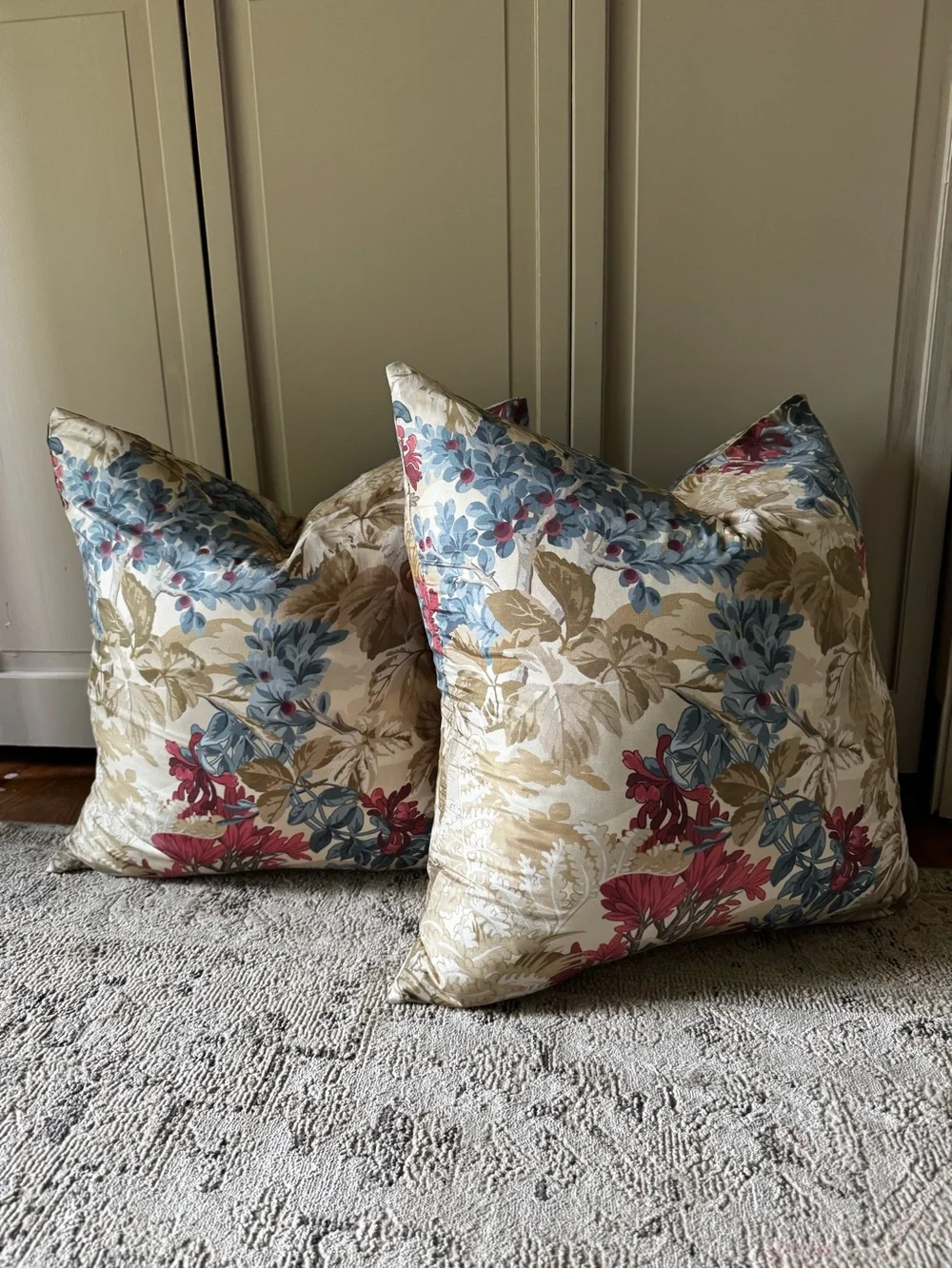 Williams Sonoma elegant floral