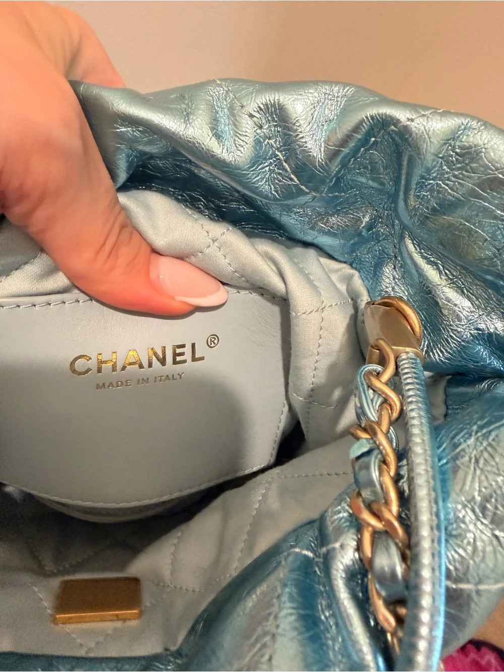 CHANEL Metallic Calfskin Quilted Mini Chanel 22 Blue