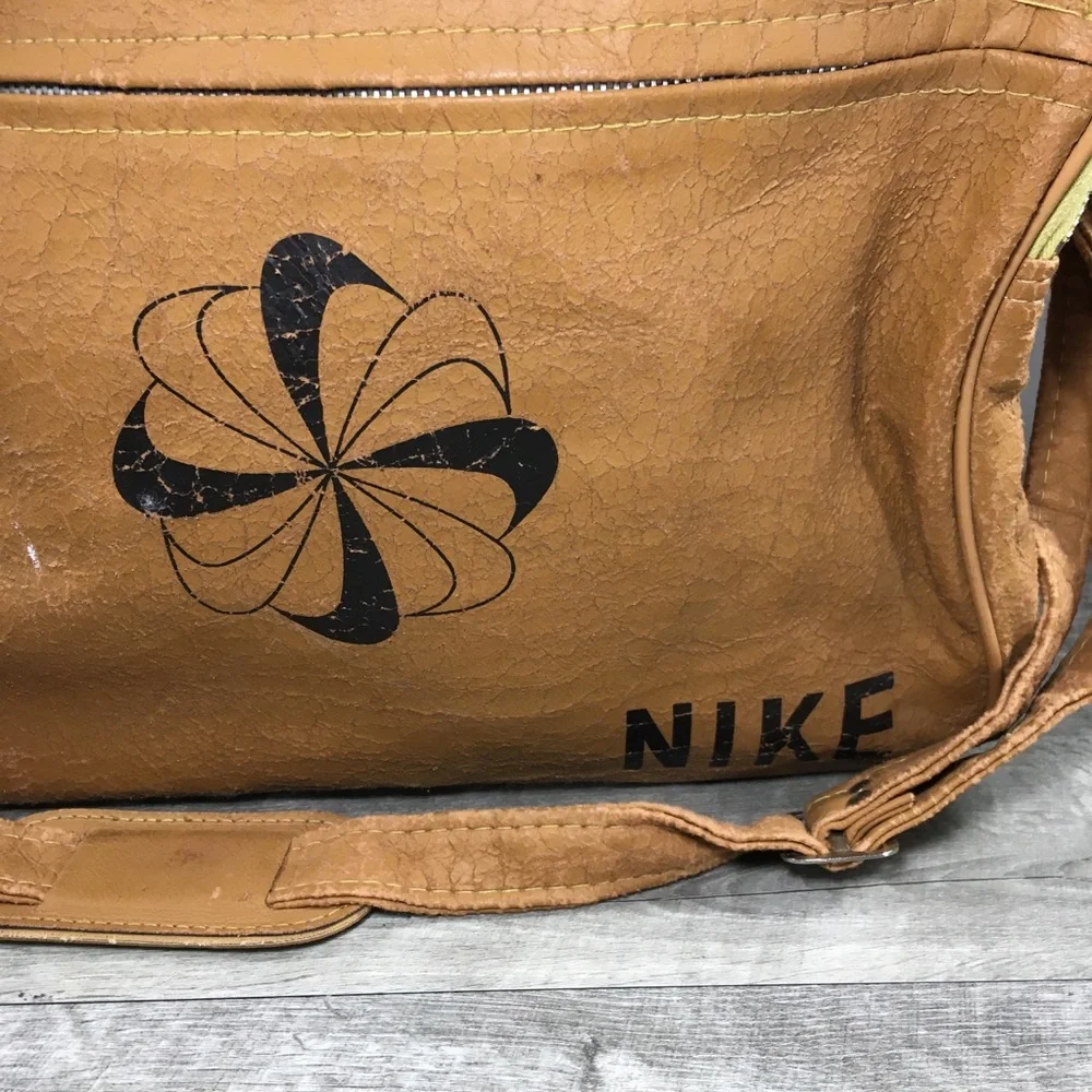Nike up sale